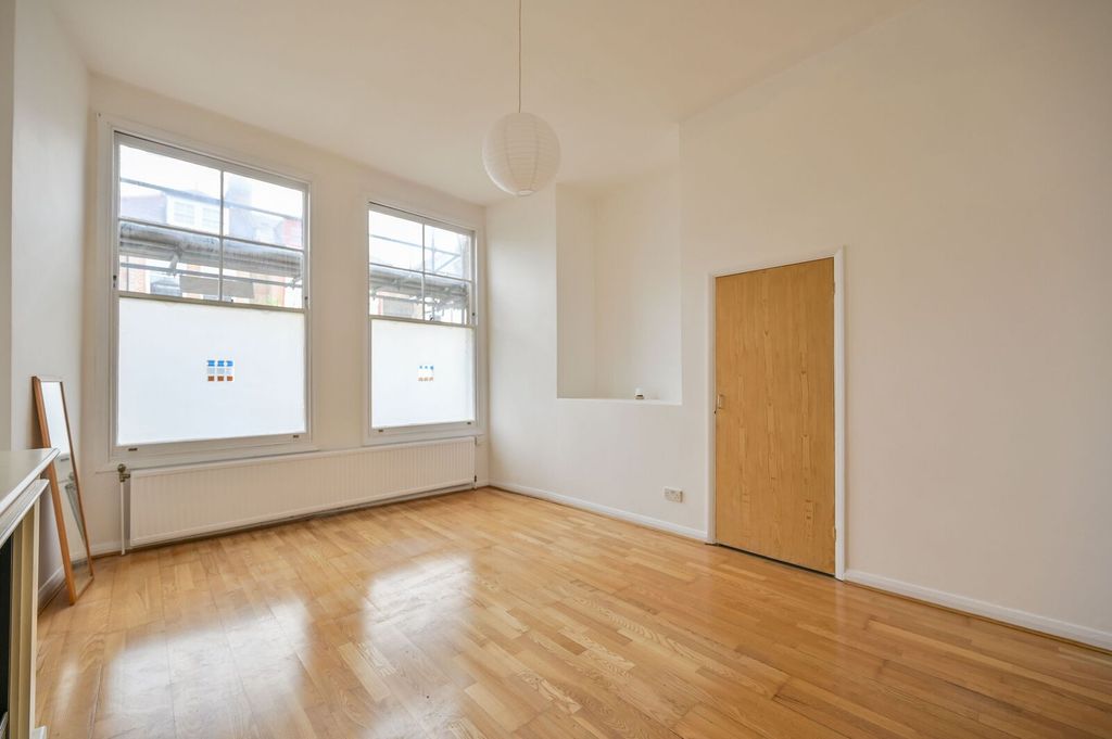 Property photo 1 of 4