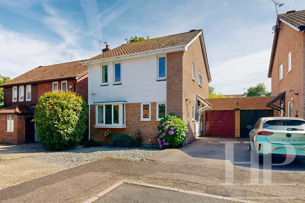 Property photo 1 of 18