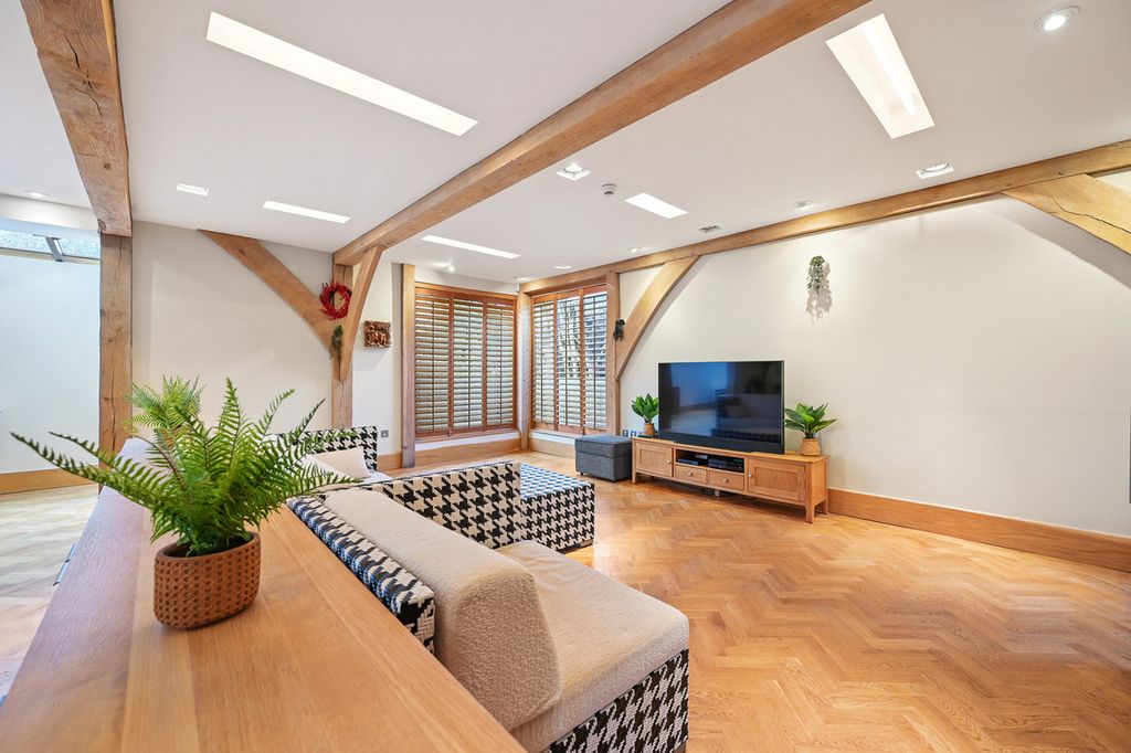 Additional image 6 of 5 bed detached house for saleMoss Lane, Pinner HA5