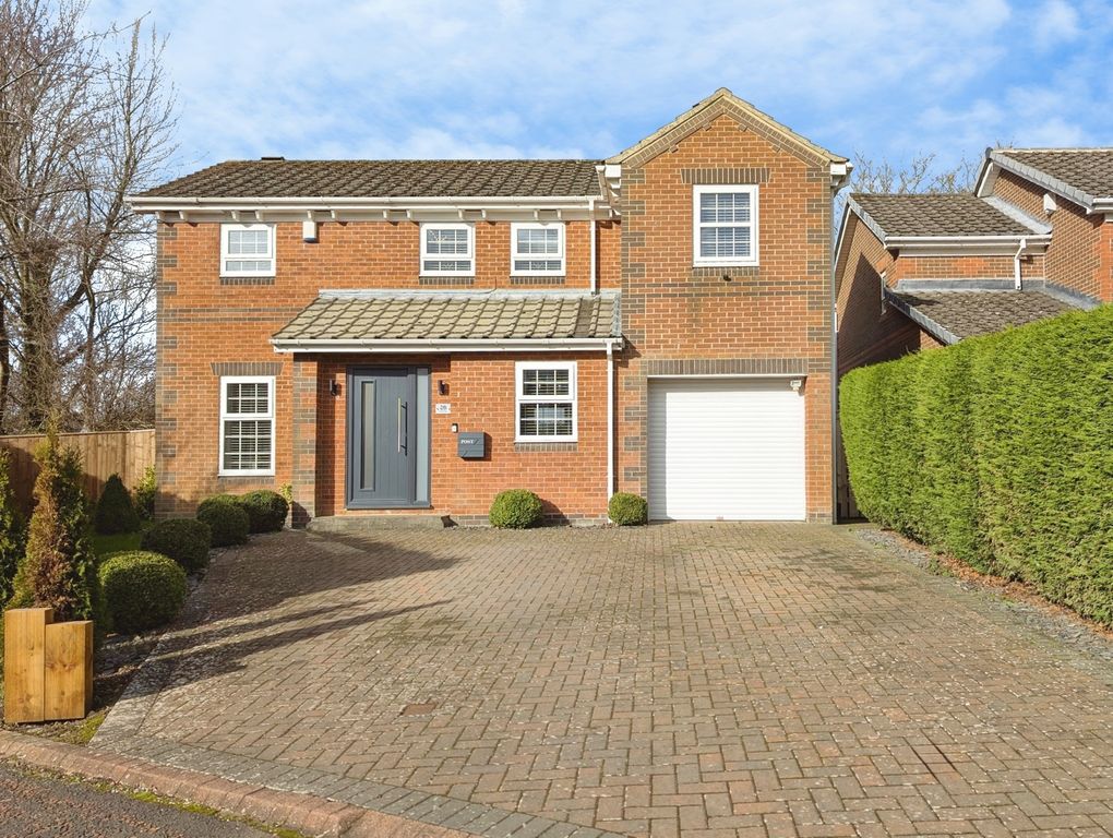 Property photo 1 of 19 Pbox-Img.Jpg