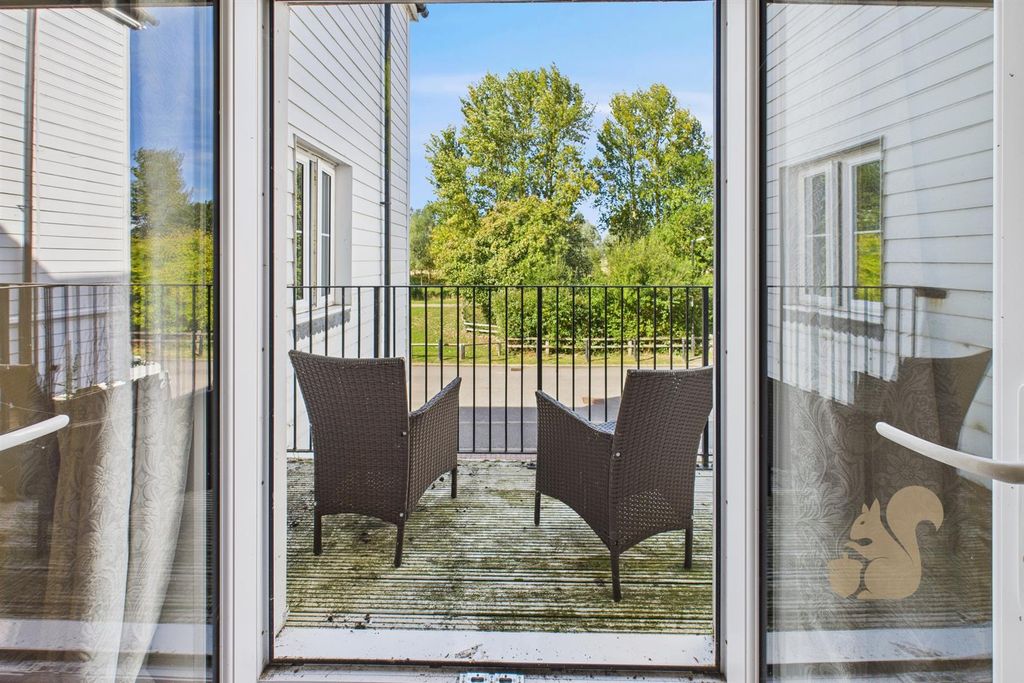 Property photo 3 of 28 Balcony