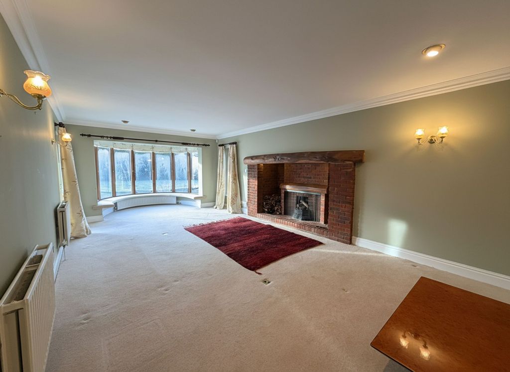 Property photo 2 of 24 Living Room