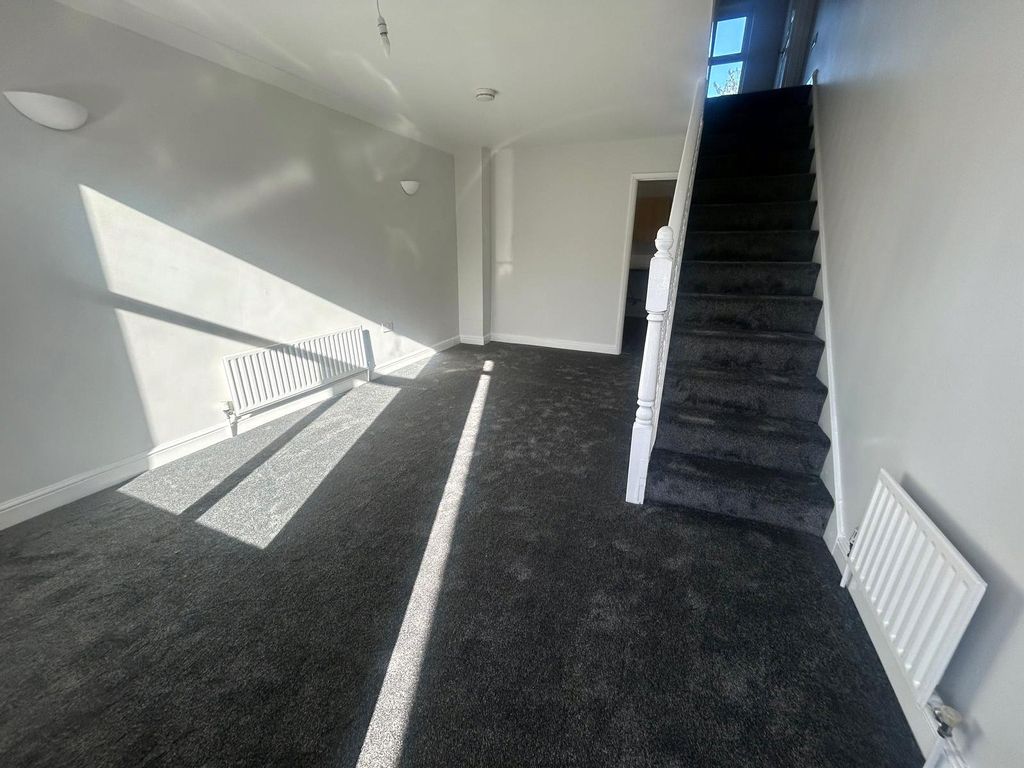 Property photo 3 of 13 Picture No. 07