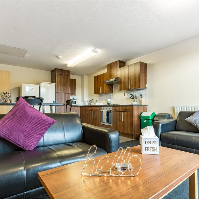 Property photo 2 of 19