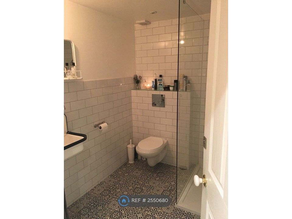 Property photo 2 of 4 Shared Bathroom With Shower