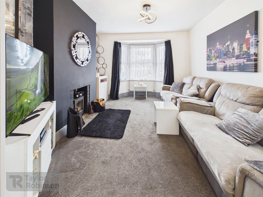 Property photo 2 of 13 Cam02600G0-Pr0692-Still009.Jpg