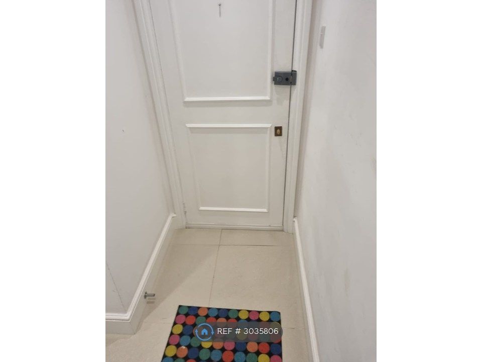 Property photo 1 of 30 Entrance