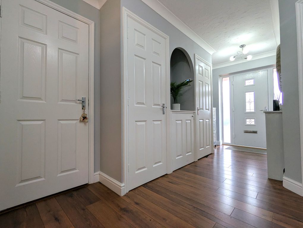 Property photo 2 of 27 Photograph 2