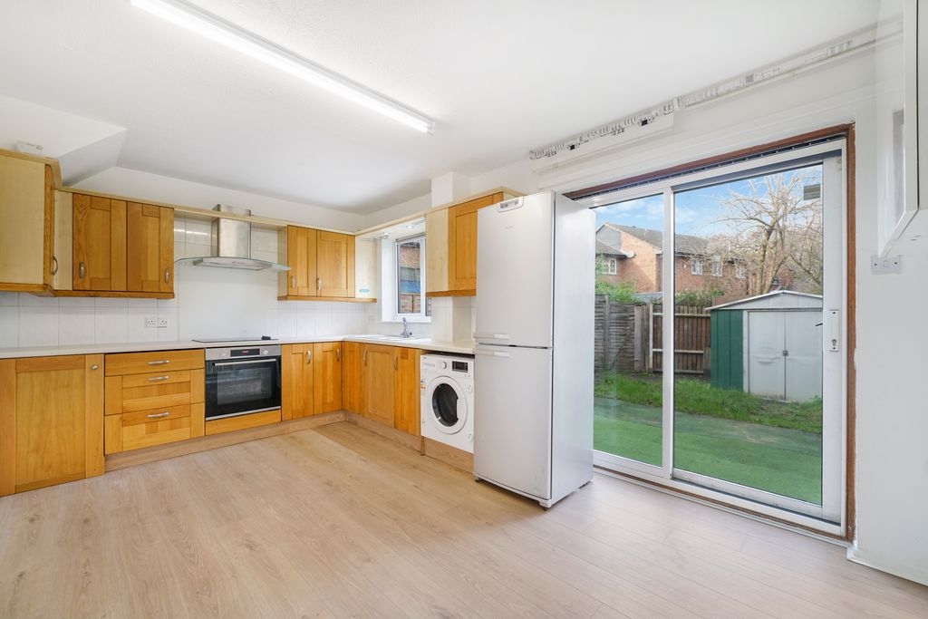 Property photo 3 of 15