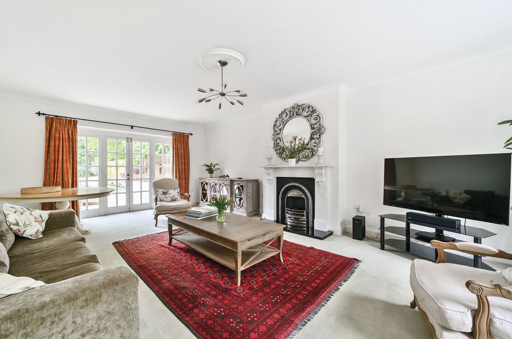 Additional image 8 of 4 bed detached house for saleGodalming, Surrey GU7