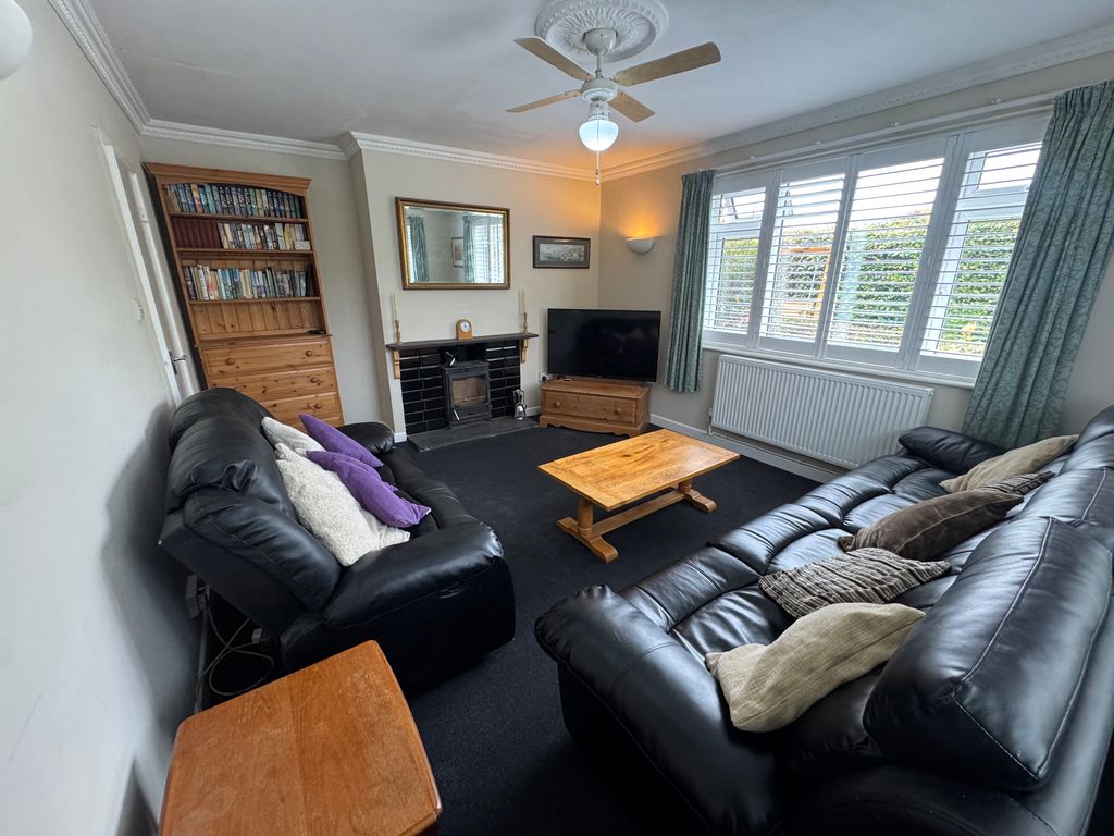 Property photo 2 of 21 84242067c7Bf1A780404Da35B77Ffd3F7Ef33F31.Jpeg