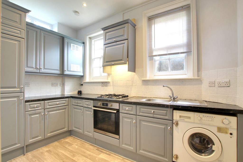 Property photo 2 of 4 3 Kitchen.Jpg