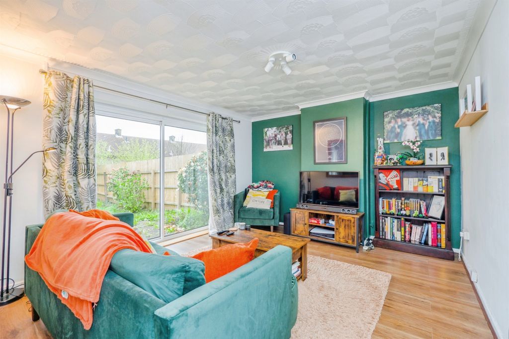 Property photo 2 of 18