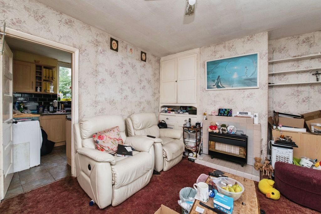 Property photo 3 of 13