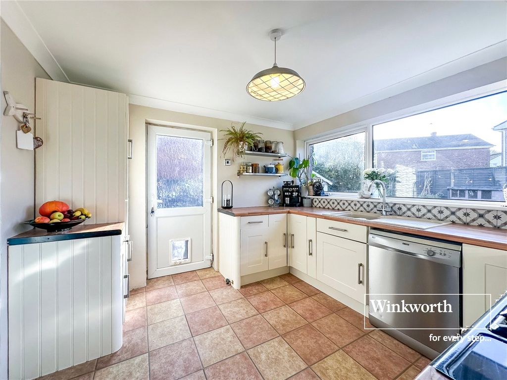 Property photo 3 of 18 Picture No. 09