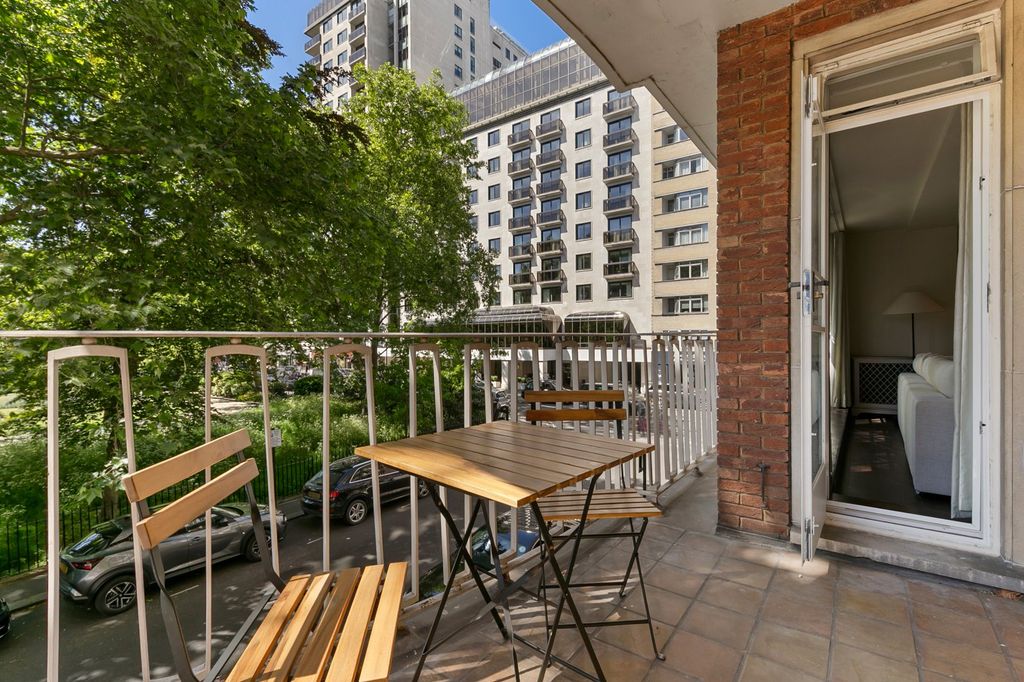 Property photo 1 of 29