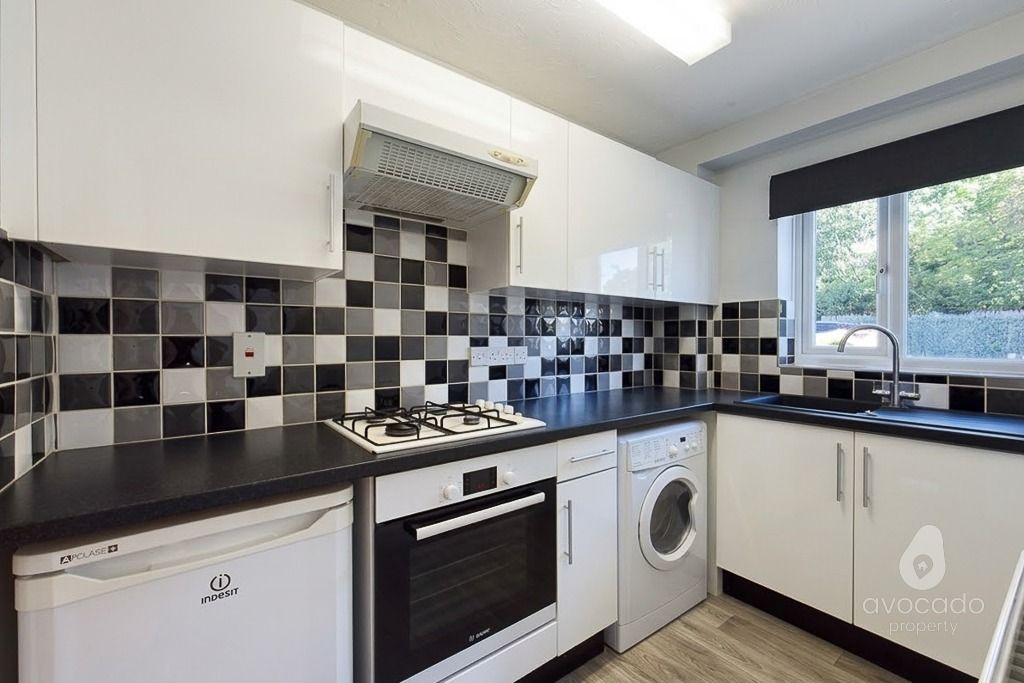 Property photo 2 of 15 5571795