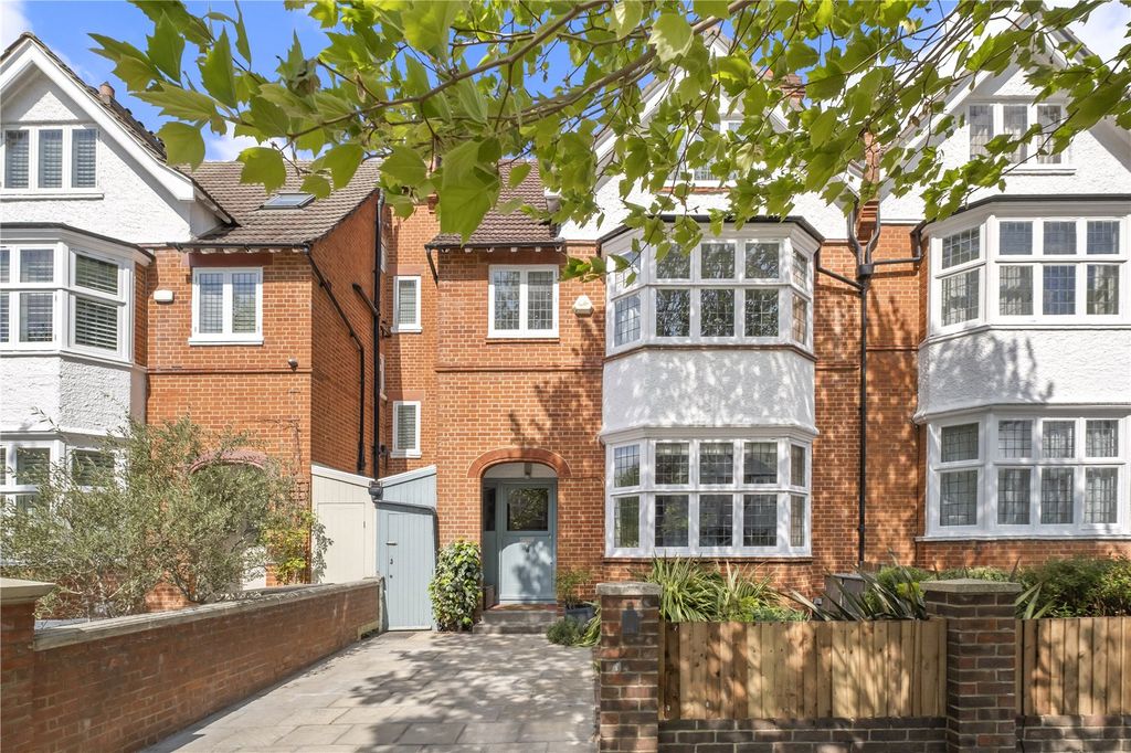 Property photo 1 of 12 External