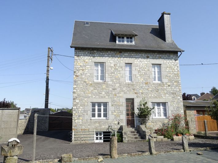 Property photo 1 of 10