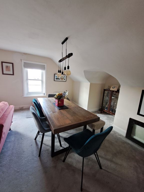 Property photo 1 of 13 2 Bed Maisonette To Rent Hawkwood Road, Bournemouth Bh5