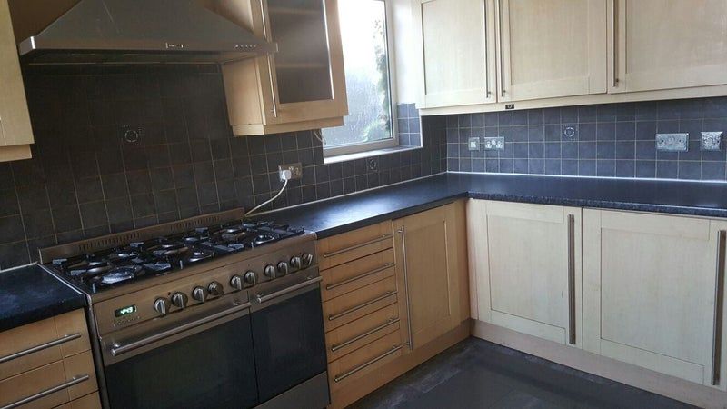 Property photo 1 of 2