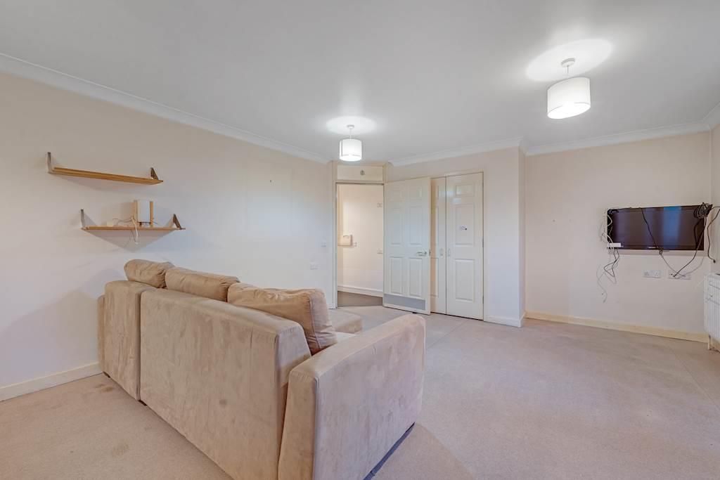 Property photo 2 of 9 10-c272Jus01698-Small.Jpg
