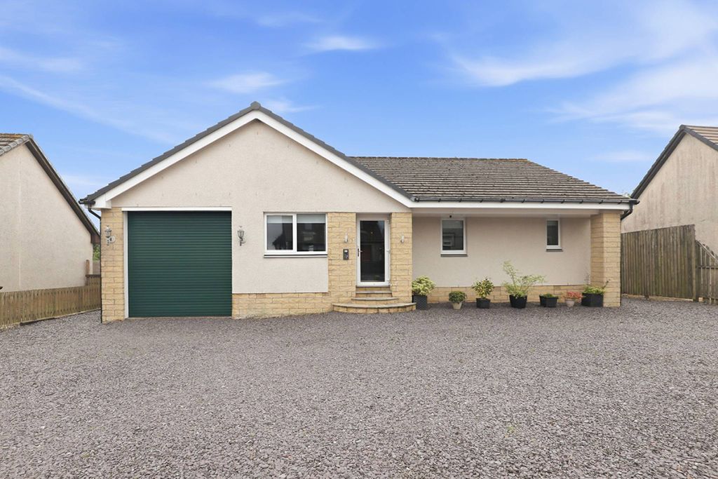 Property photo 1 of 34