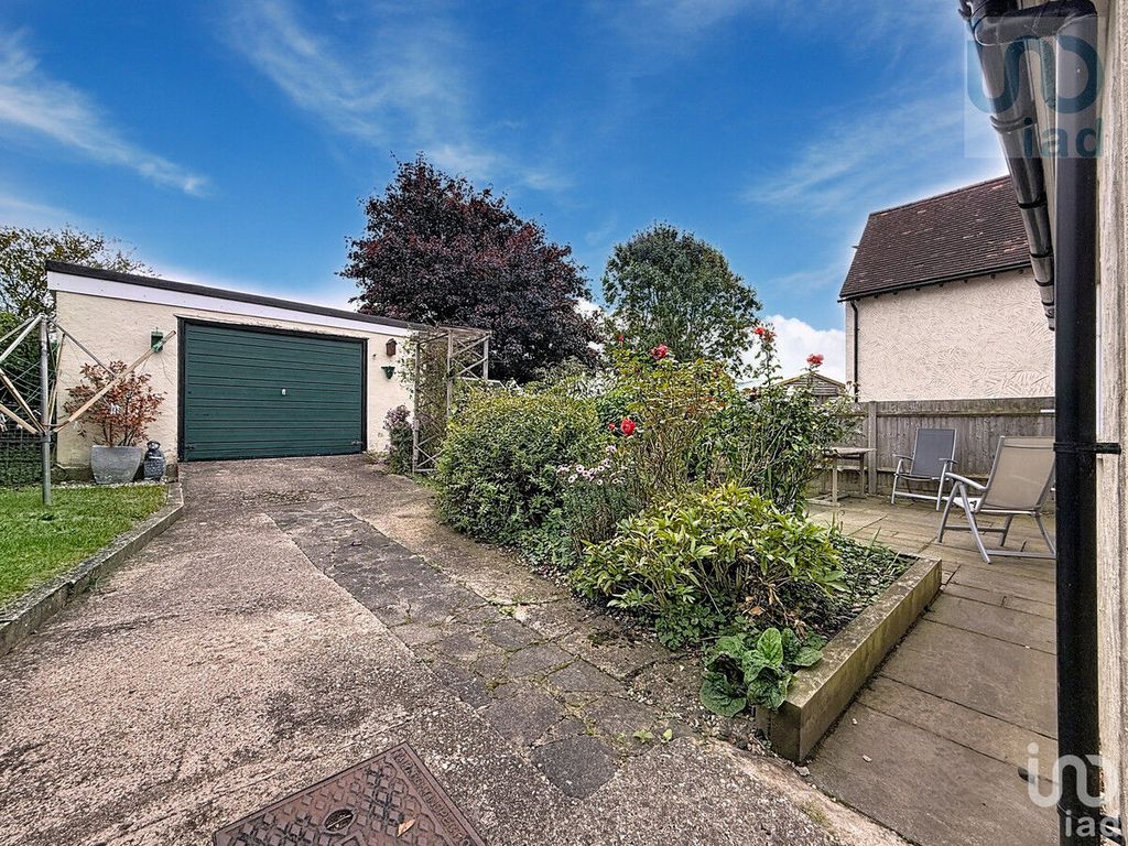 Property photo 3 of 15