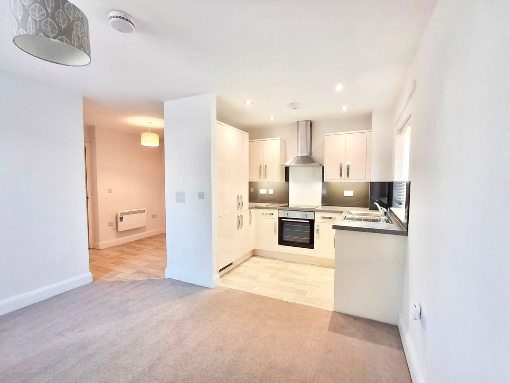 Property photo 2 of 5 Open Plan
