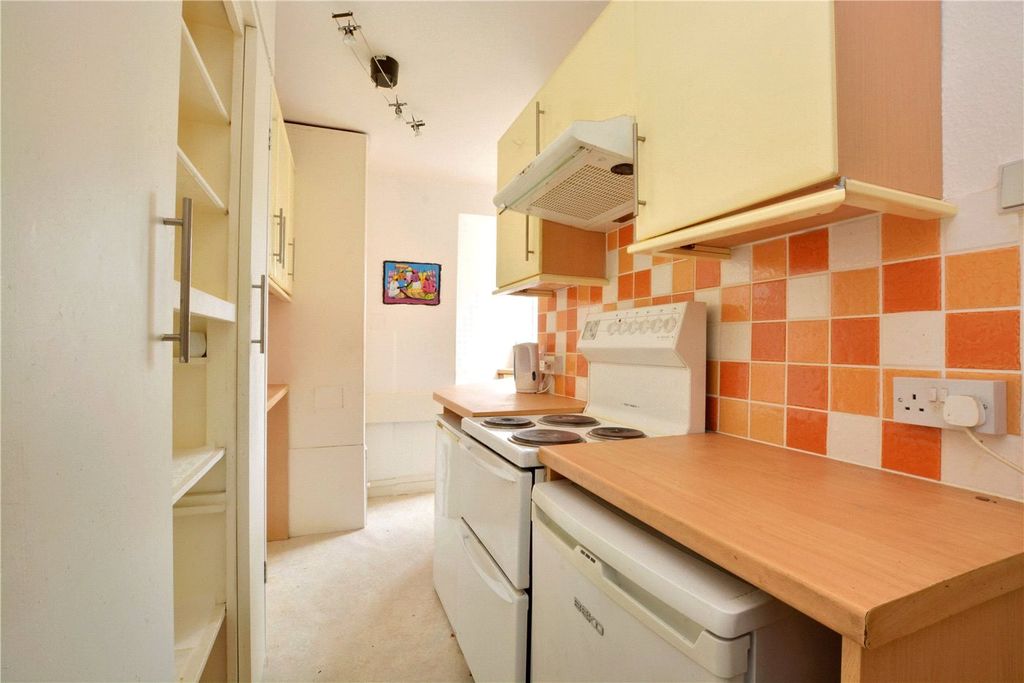 Property photo 3 of 11 Picture No. 04