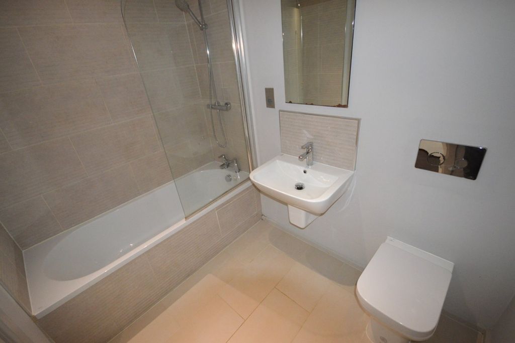 Property photo 3 of 6 Picture No. 10