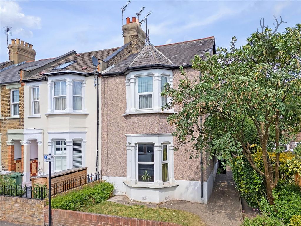 Property photo 1 of 12