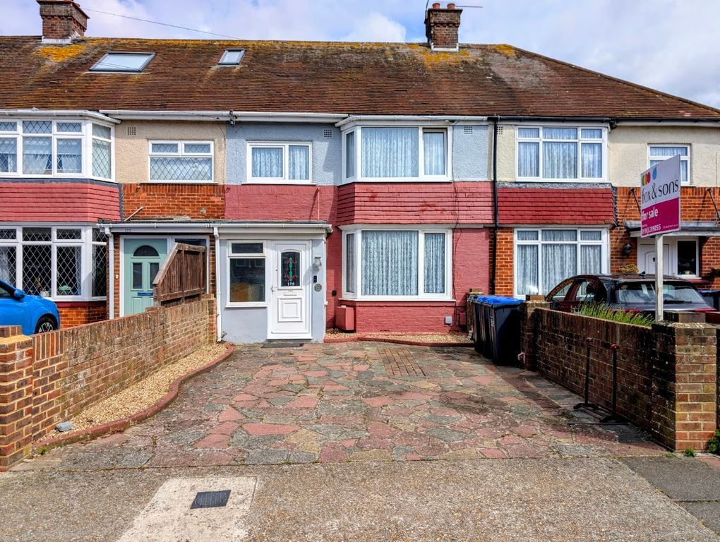 Property photo 1 of 25