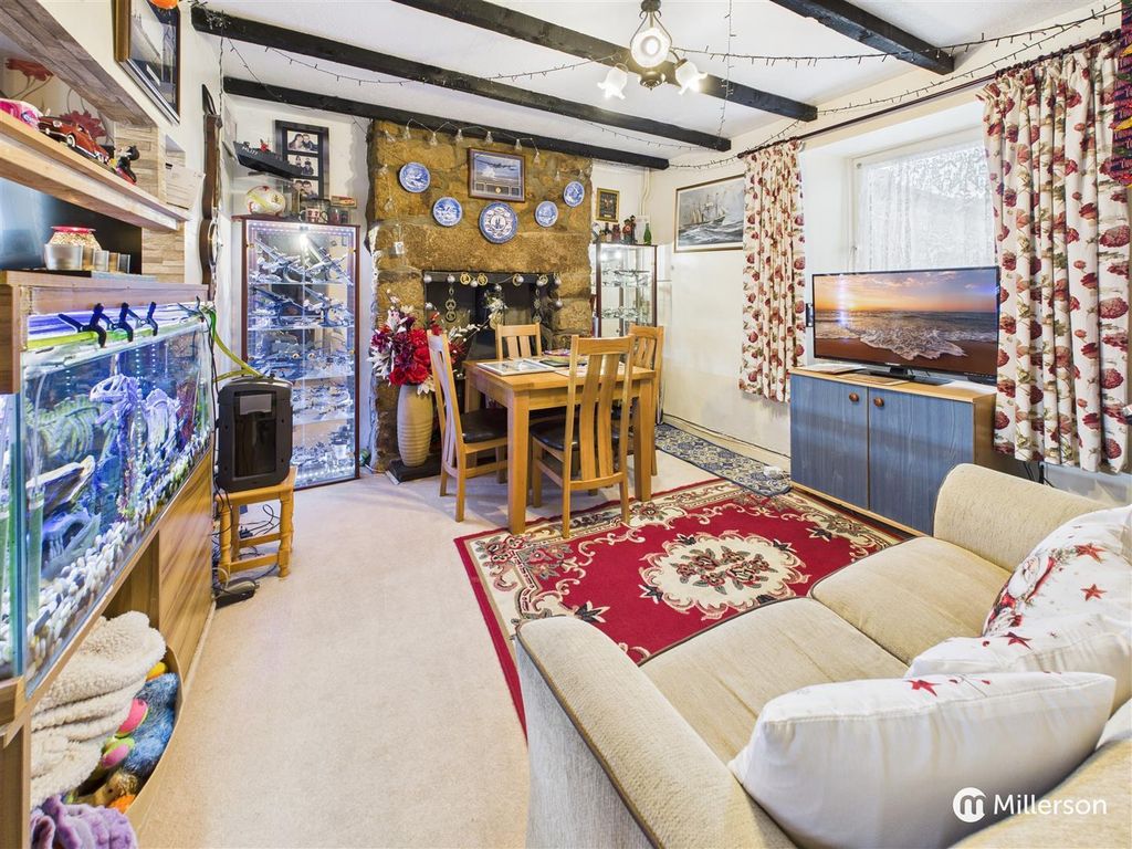 Property photo 3 of 21 Cam05092G0-Pr0119-Still009.Jpg