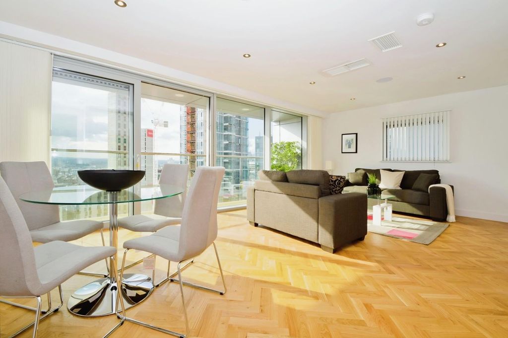 Property photo 3 of 10 1.Jpg