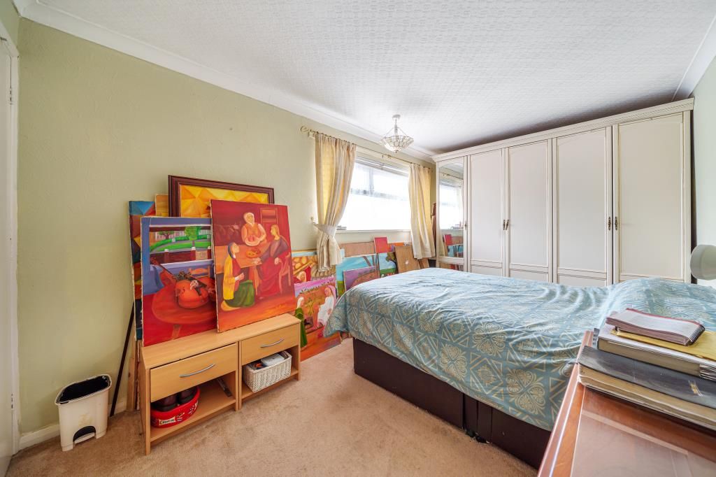 Property photo 2 of 12 Bedroom