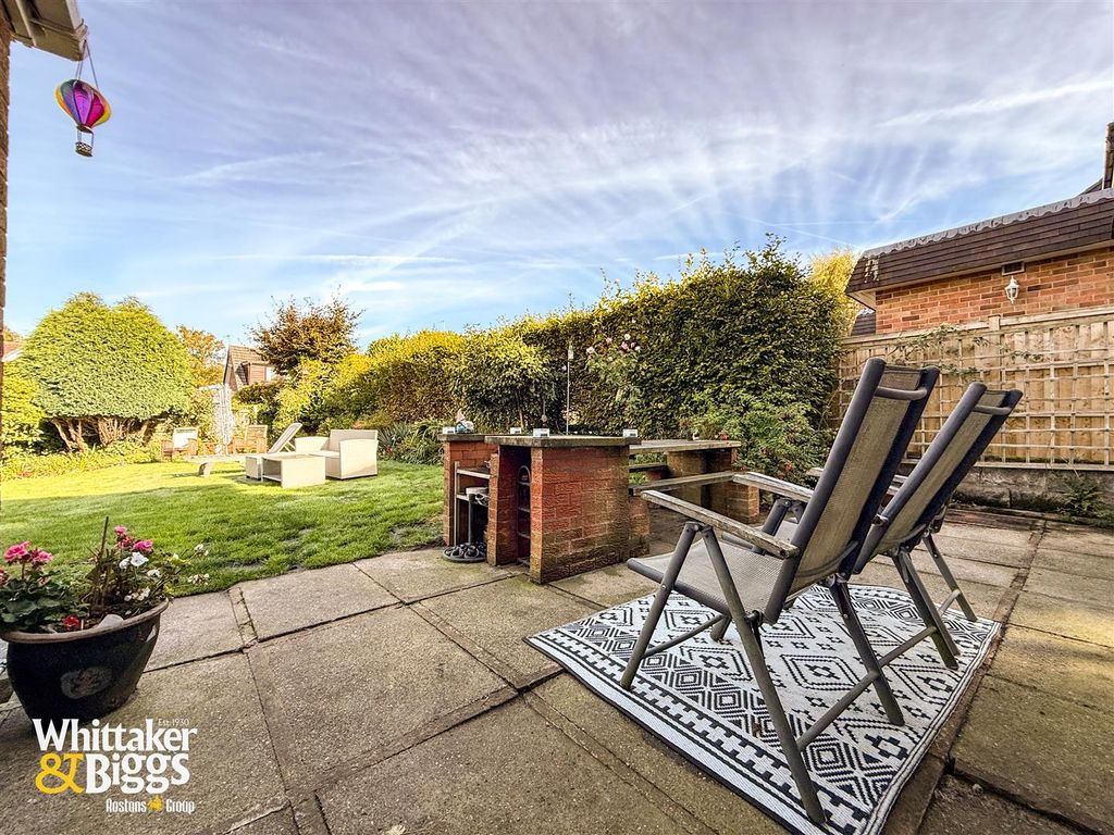 Property photo 2 of 34 20250929_095034295_Ios.Jpg