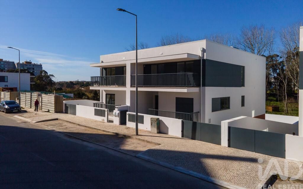 Property photo 1 of 25