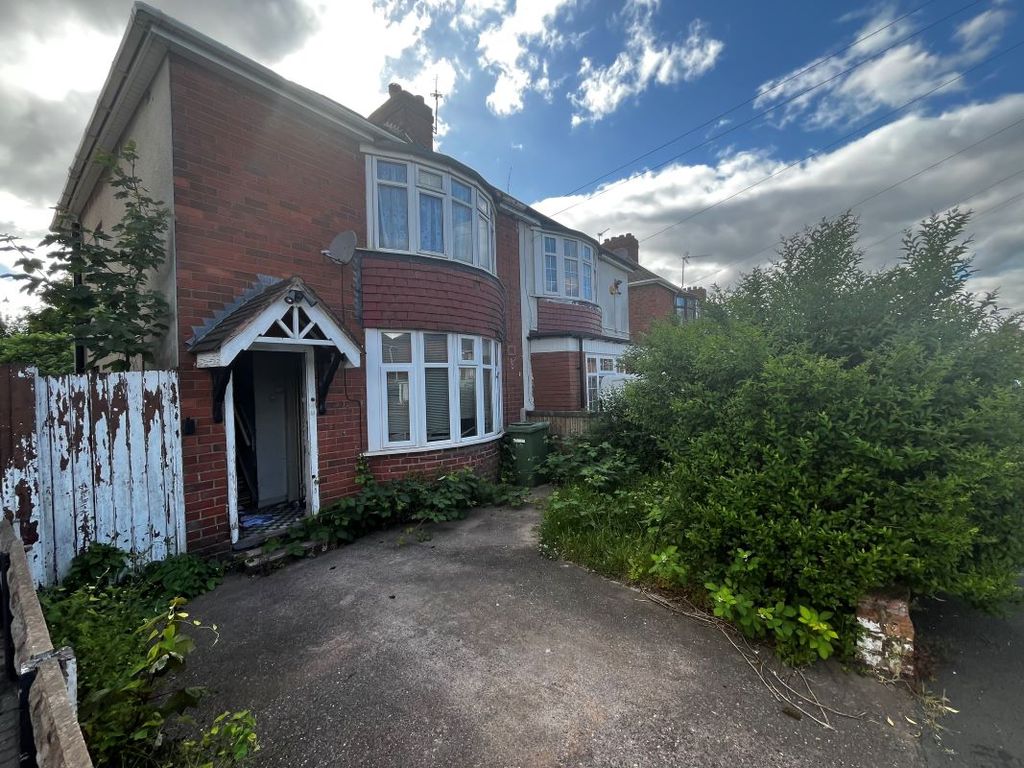 Property photo 3 of 18
