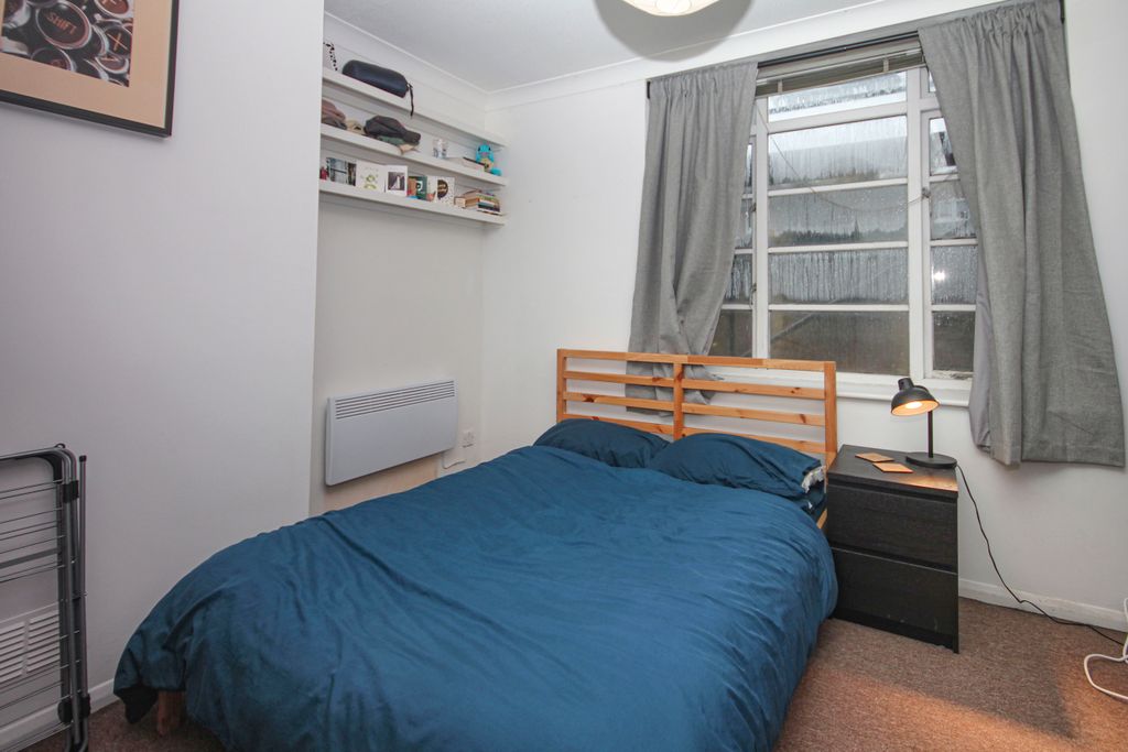 Property photo 3 of 8