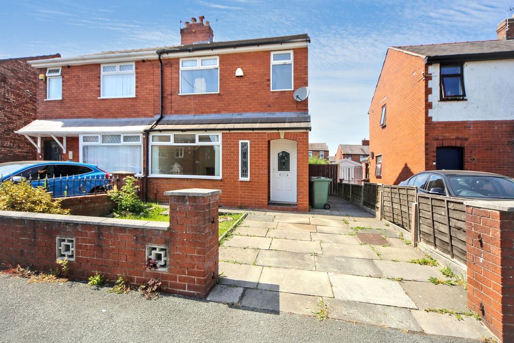 Property photo 1 of 15