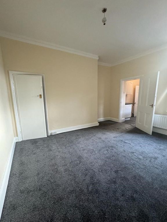 Property photo 3 of 7 Image