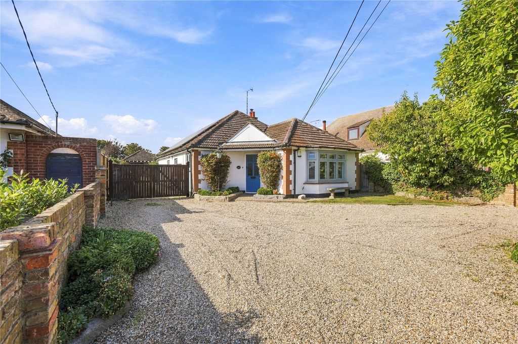 Property photo 1 of 31 Frontage