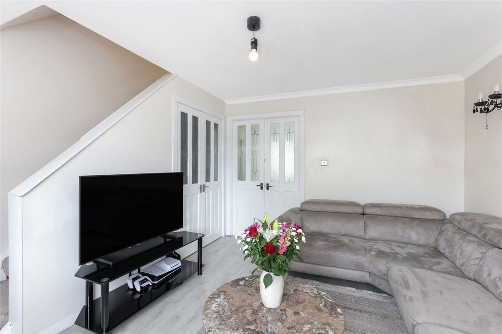 Property photo 3 of 21 Picture No. 03
