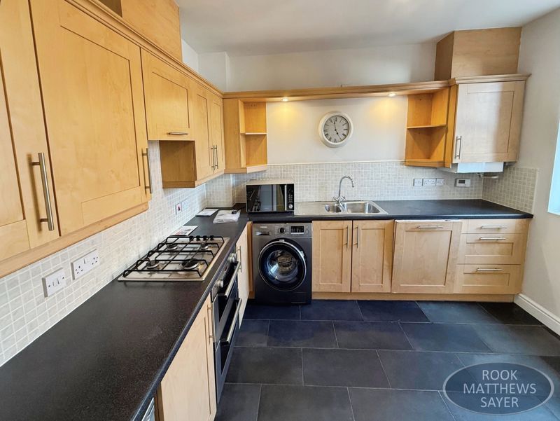 Property photo 3 of 13 Photo 8