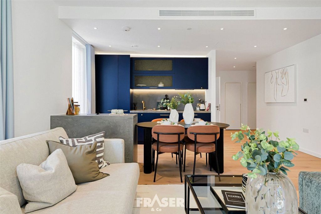 Property photo 3 of 22 Picture No. 33