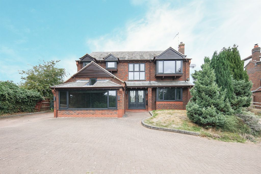Property photo 1 of 21