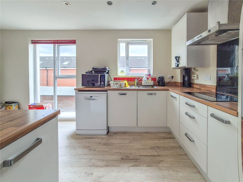 Property photo 3 of 14 Picture No. 07