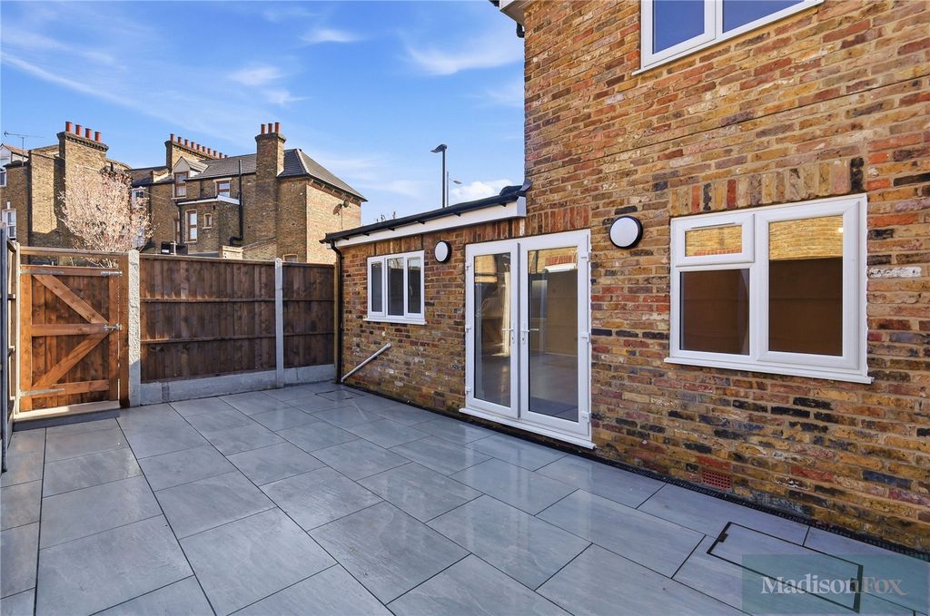 Property photo 3 of 24 Picture No. 66