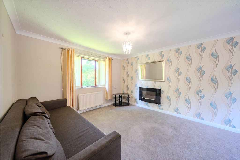 Property photo 2 of 11 Picture No. 03